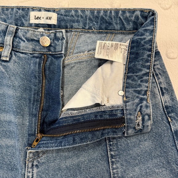 High Rise Blue Jeans - Picture 5 of 8